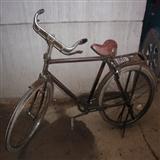 六七十年代的一辆飞鸽自行车，相当于现在多少钱？-第2张图片