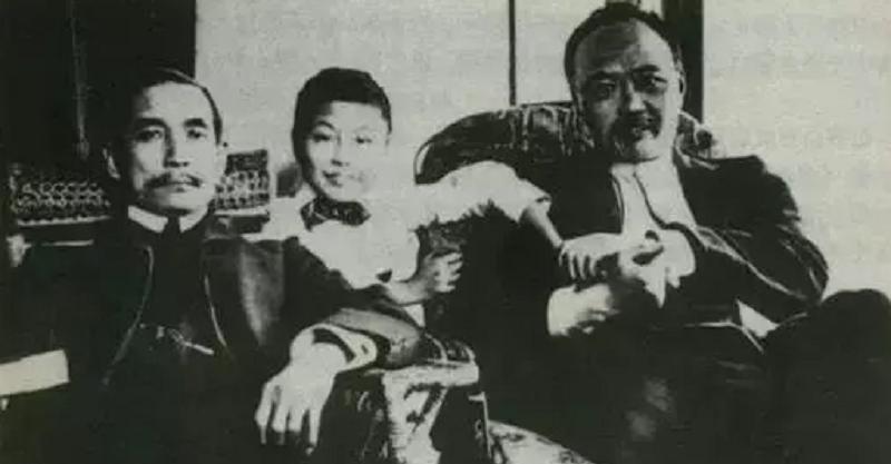 蒋介石让宋美龄画个江山，蒋介石多少岁娶的宋美龄-第10张图片