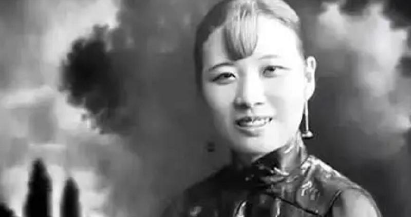 蒋介石让宋美龄画个江山，蒋介石多少岁娶的宋美龄-第13张图片
