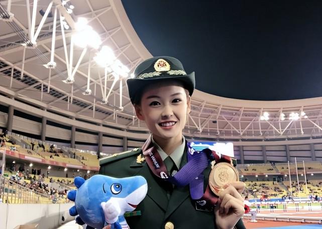 中国女子田径世界冠军，中国田径女选手像男人-第3张图片
